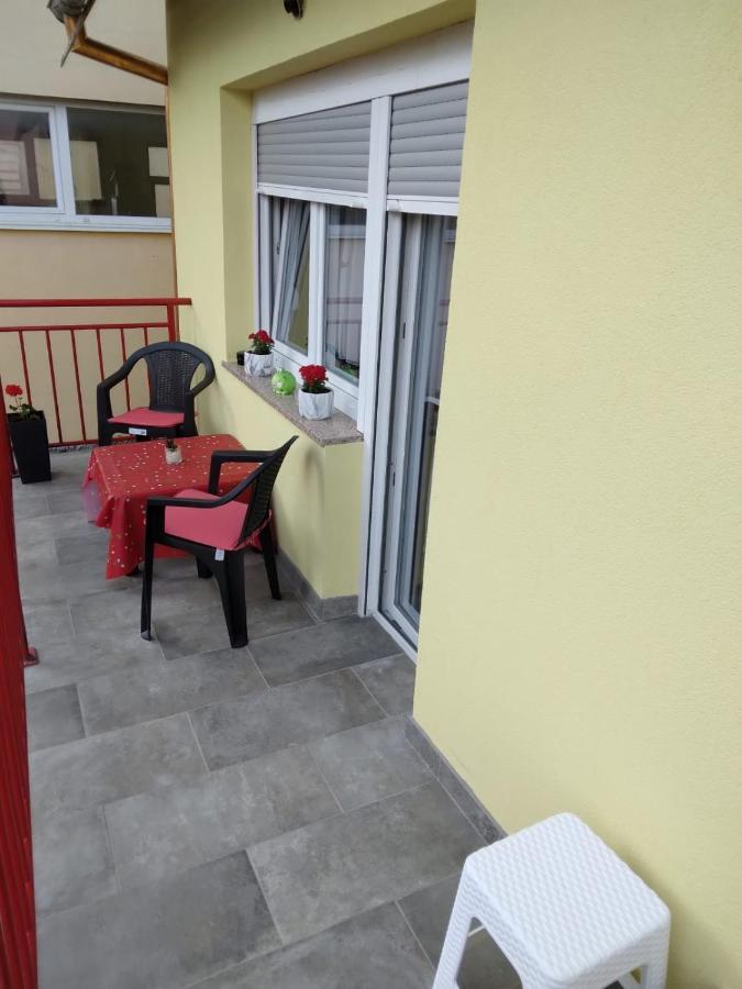 Apartman Josip Gospić Exteriér fotografie