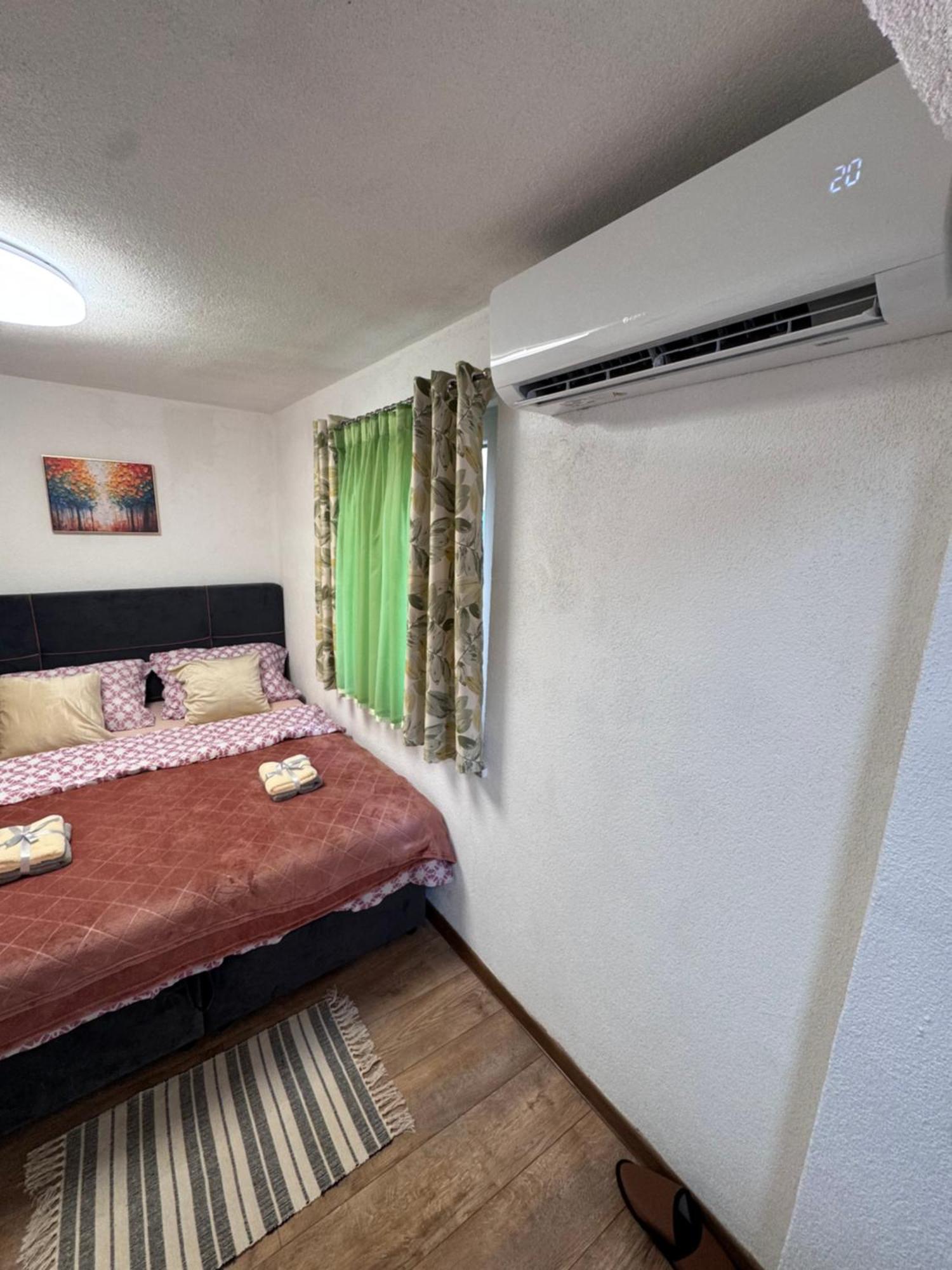 Apartman Josip Gospić Exteriér fotografie