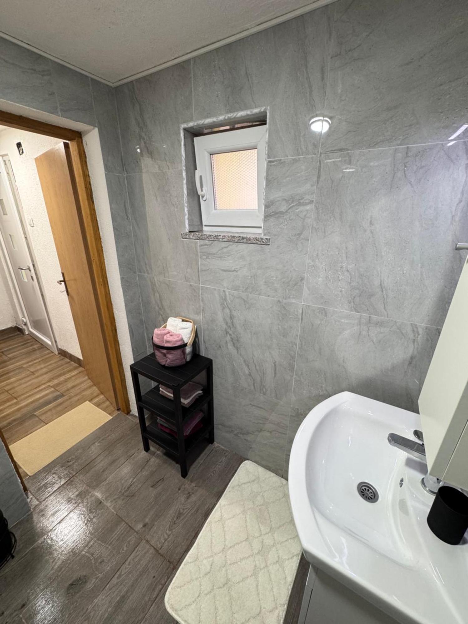 Apartman Josip Gospić Exteriér fotografie