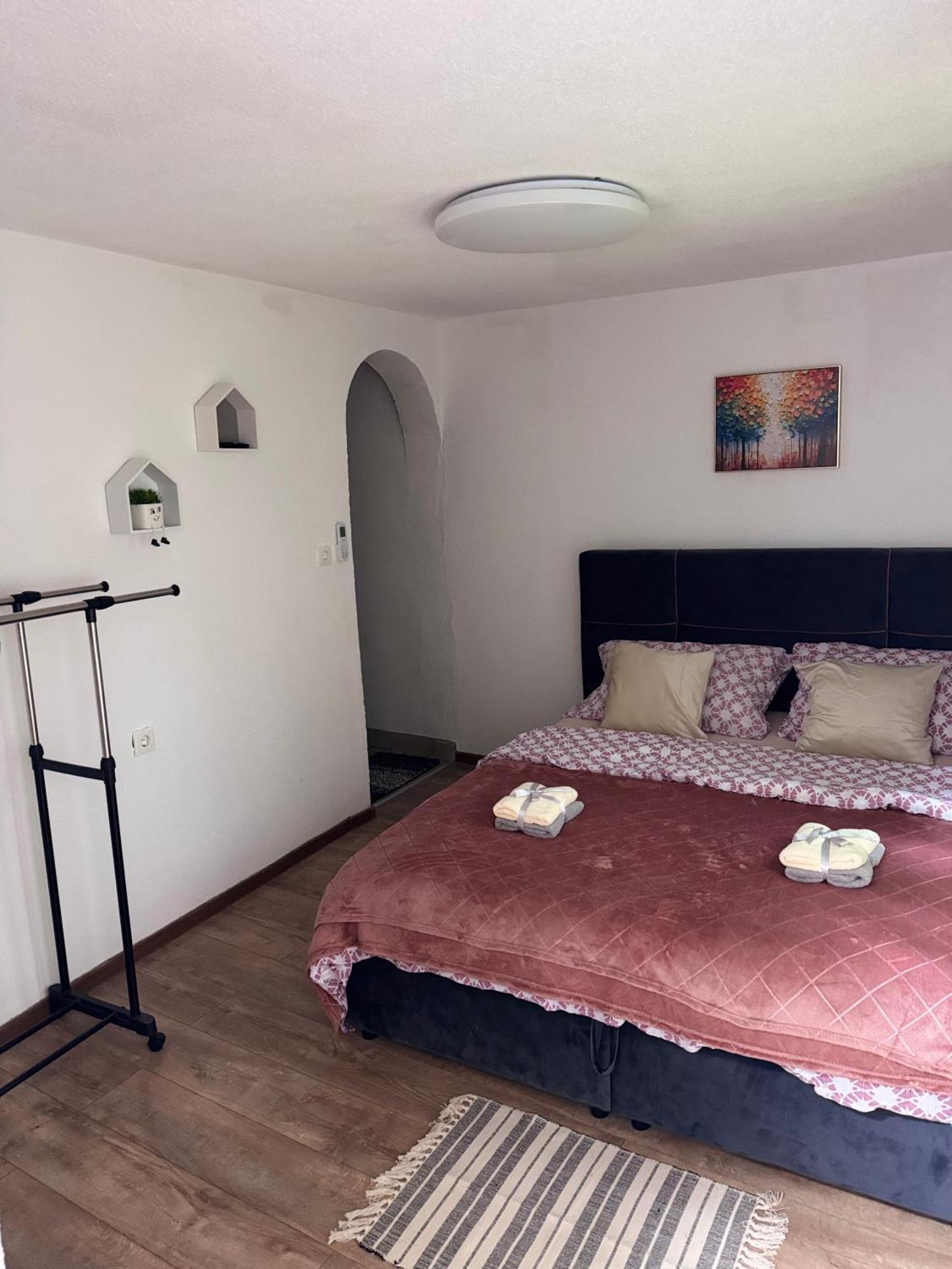Apartman Josip Gospić Exteriér fotografie