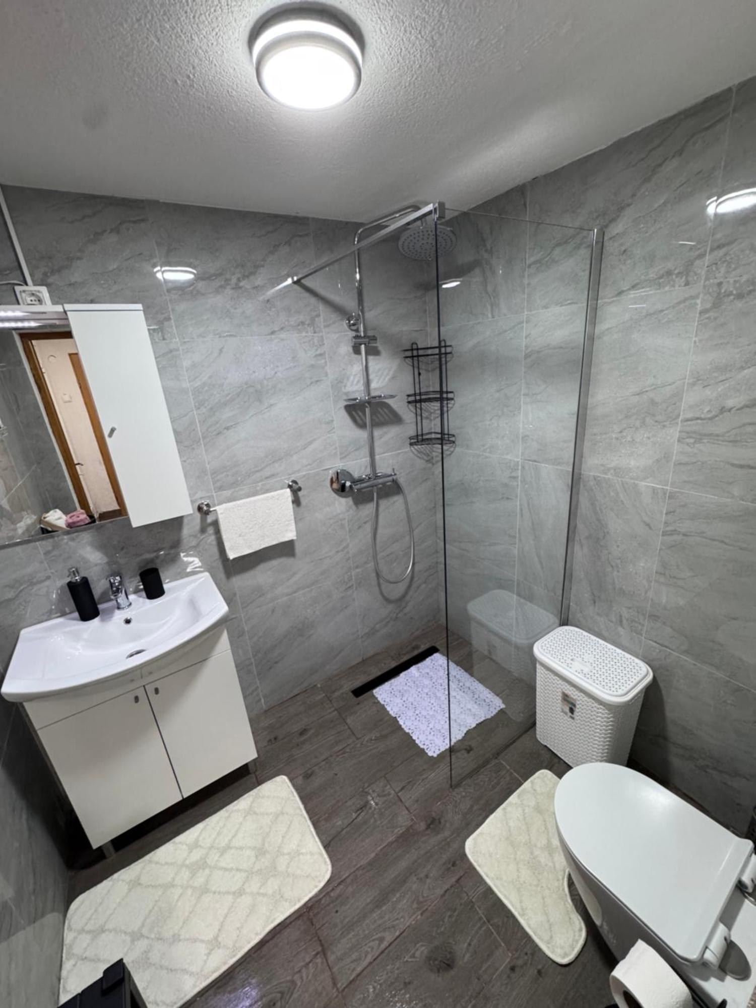 Apartman Josip Gospić Exteriér fotografie