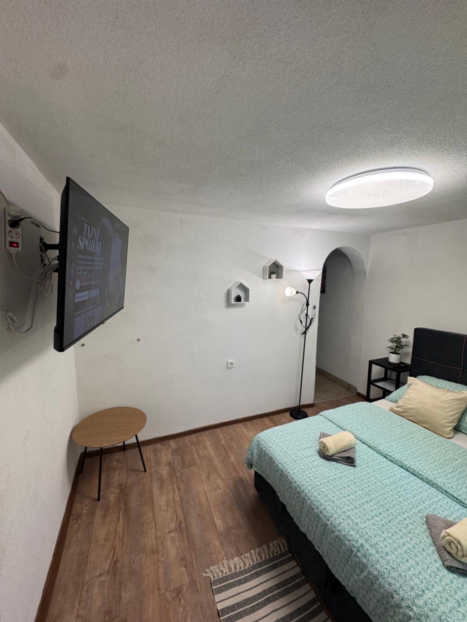 Apartman Josip Gospić Exteriér fotografie
