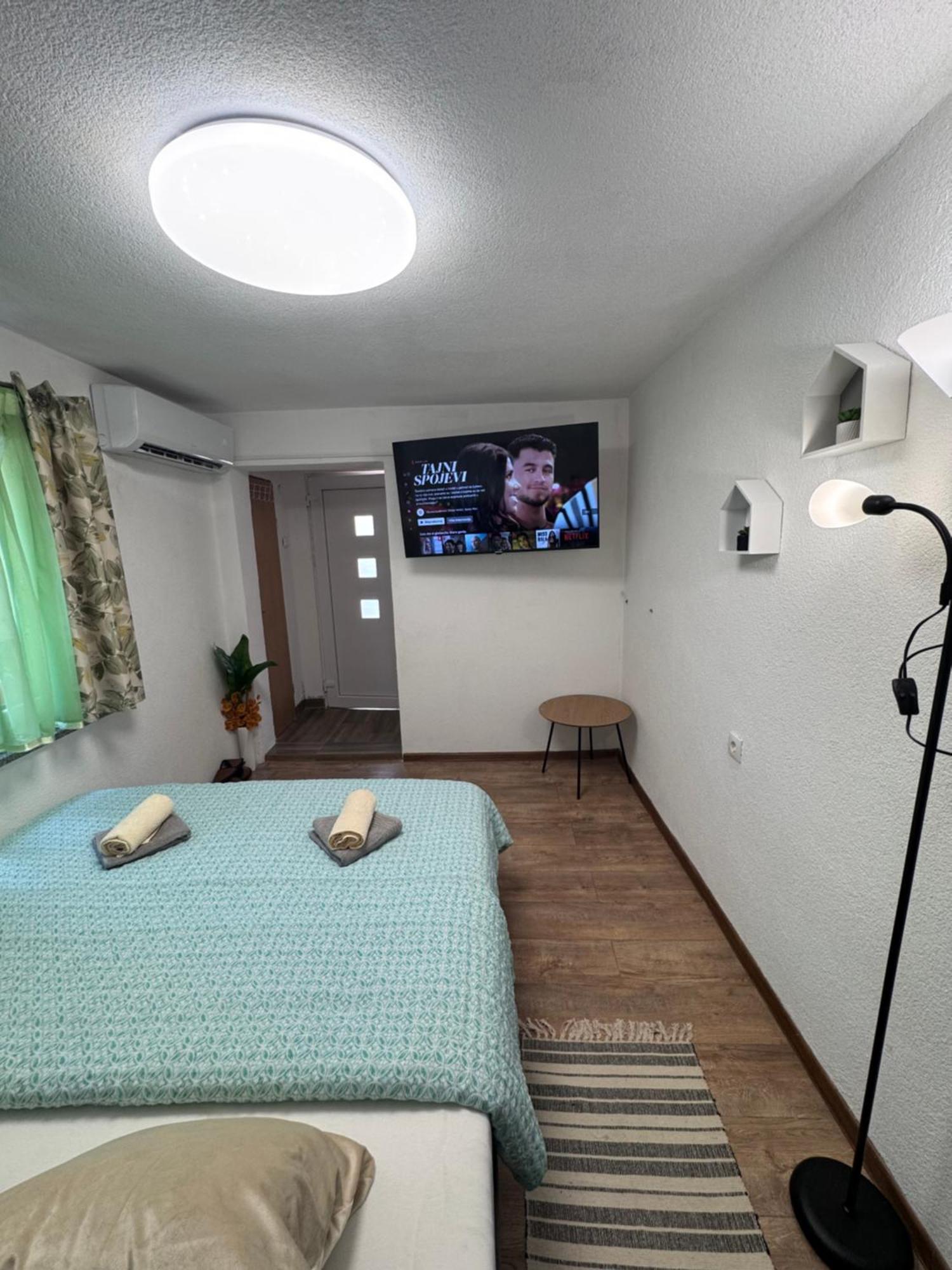 Apartman Josip Gospić Exteriér fotografie