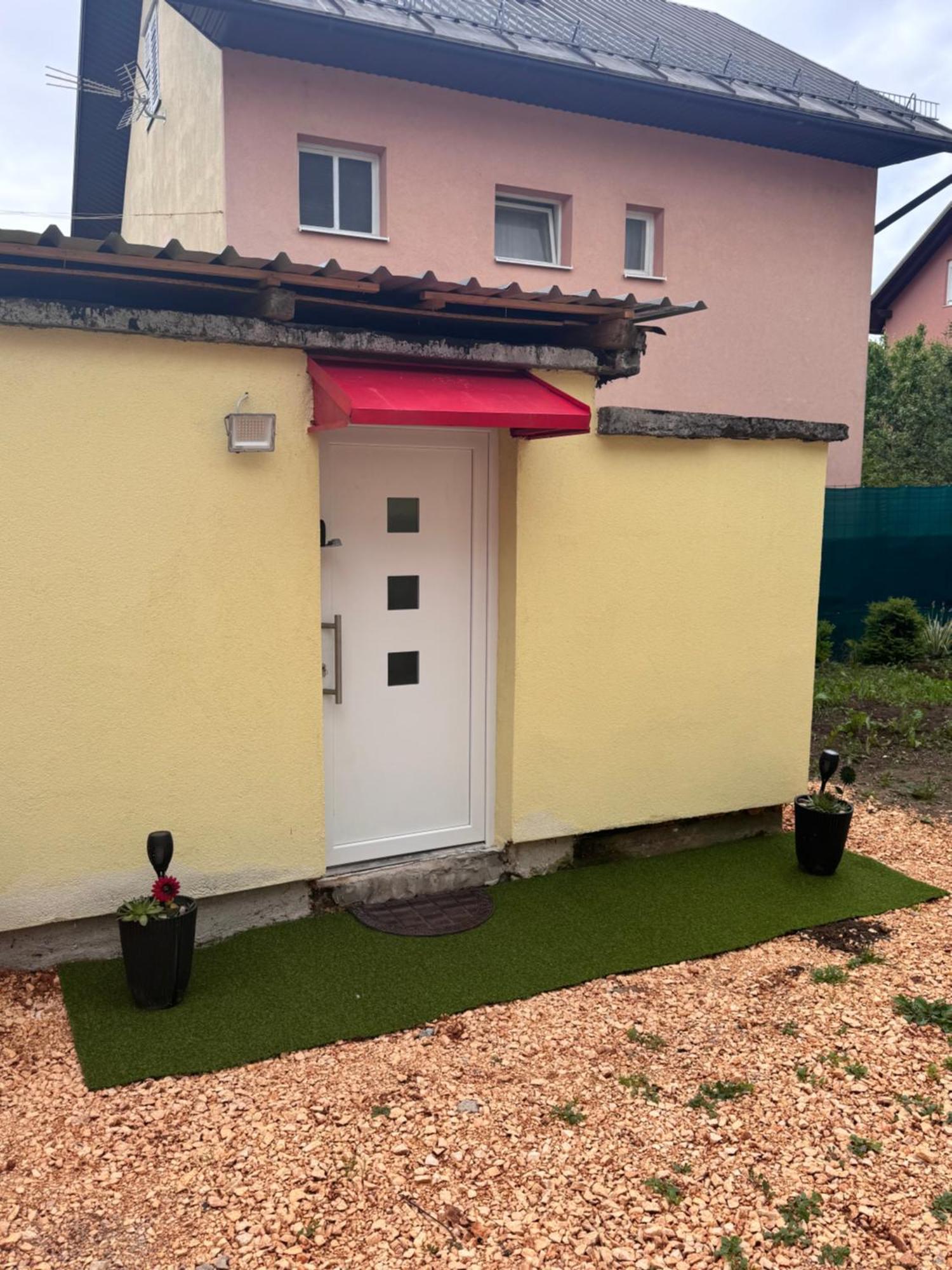 Apartman Josip Gospić Exteriér fotografie